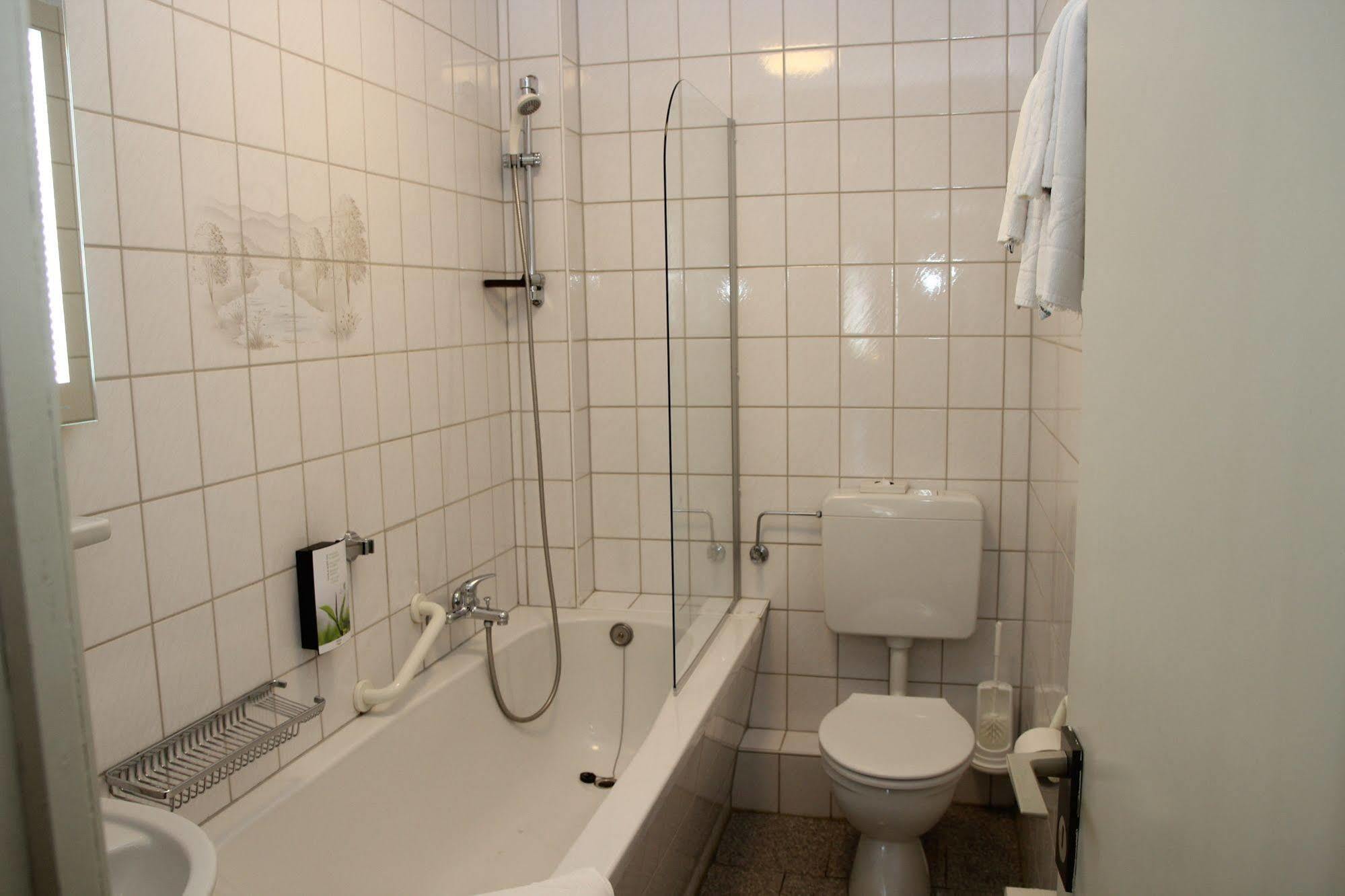 Hotel Rheinland - Bad Godesberg