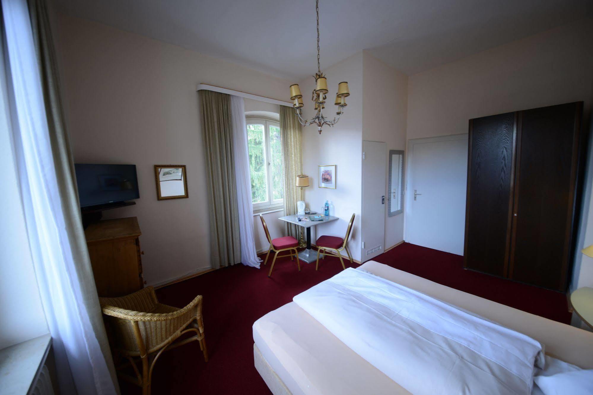 Hotel Rheinland - Bad Godesberg